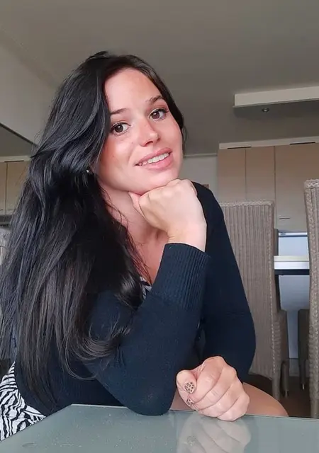 Laura из Франконвиля, мне 30, познакомлюсь для общения