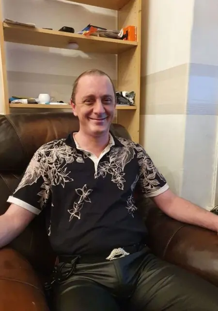 David Scholey из Лондона