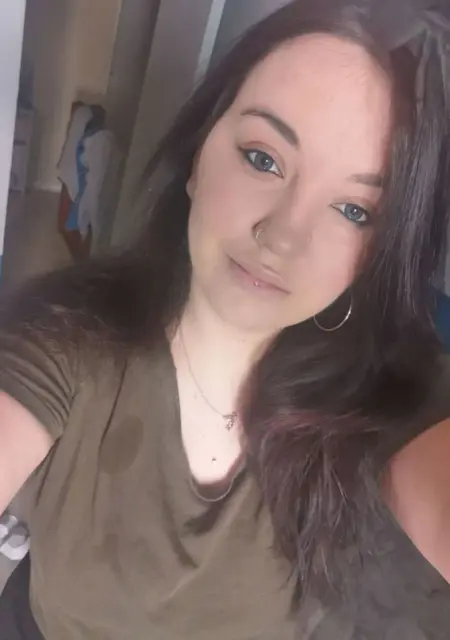 Я Laura, 29, из Парижа, ищу знакомство