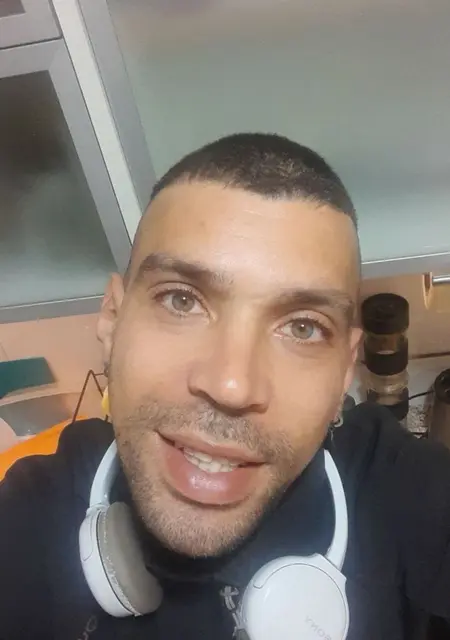 Я Juan, 28, знакомлюсь для постоянных отношений в Мадриде