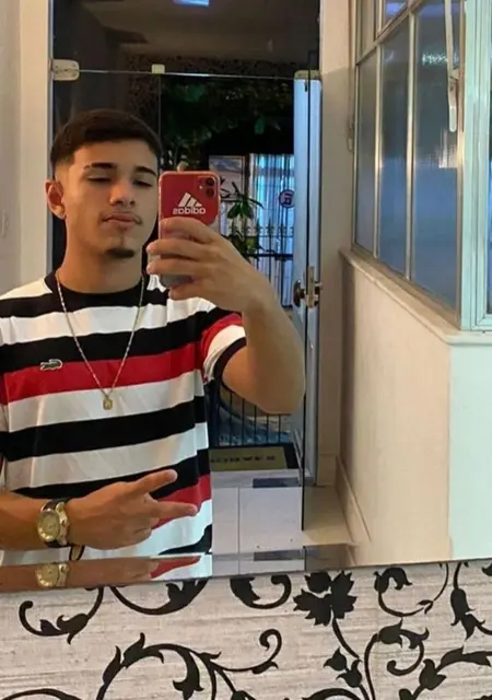 Max из Берлина, мне 18, познакомлюсь