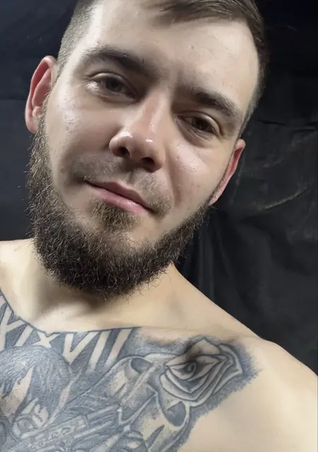 Я Fill, 28 років з Києва, шукаю знайомства на одну ніч