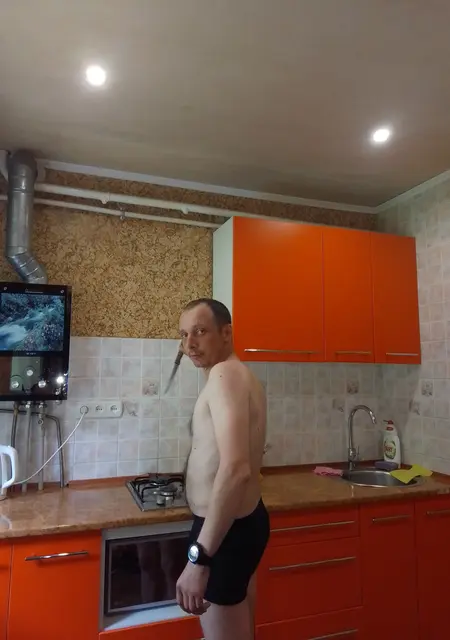 Я Миша, 46, из Броваров, ищу знакомства на одну ночь