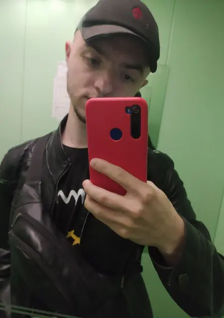 Владислав з Пирятина, мені 24 років, познайомлюсь для приємного проведення часу