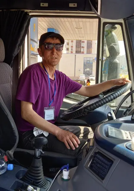 Валихан из Астаны, ищу на сайте знакомства без обязательств