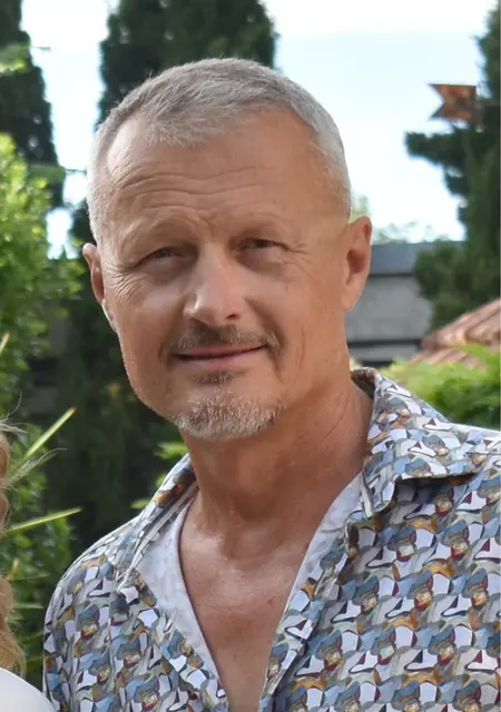 Juan из Харькова, мне 52, познакомлюсь для вирта