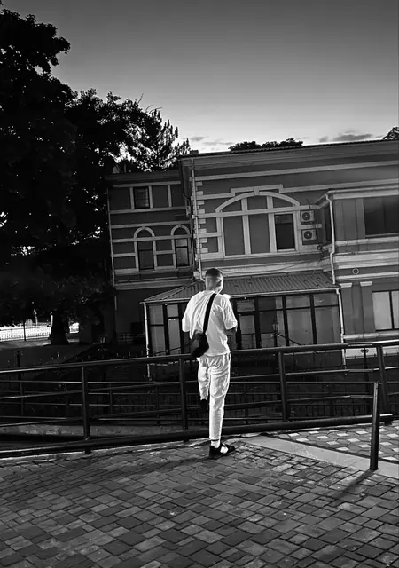 Кирилл из Одессы, ищу на сайте знакомства на одну ночь