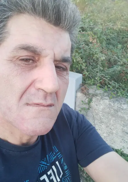 Sebastiano из Катания, ищу на сайте постоянные отношения