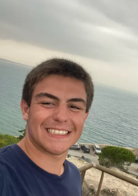 Я Giacomo, 19, знакомлюсь для совместных путешествий в Риме