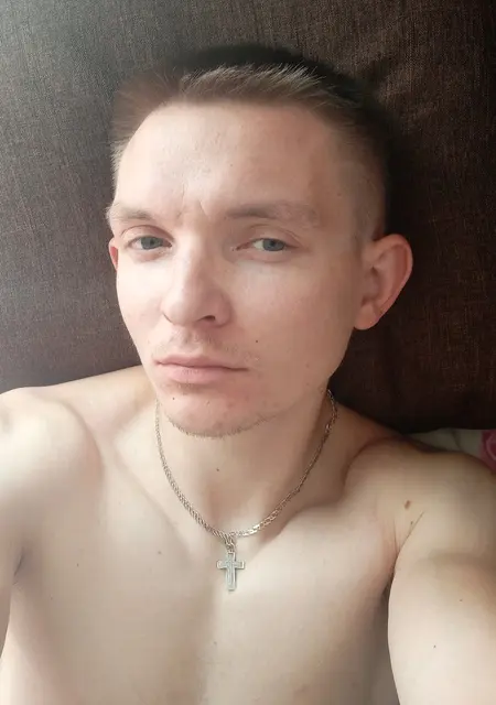 Кирилл из Глубокого, ищу на сайте постоянные отношения