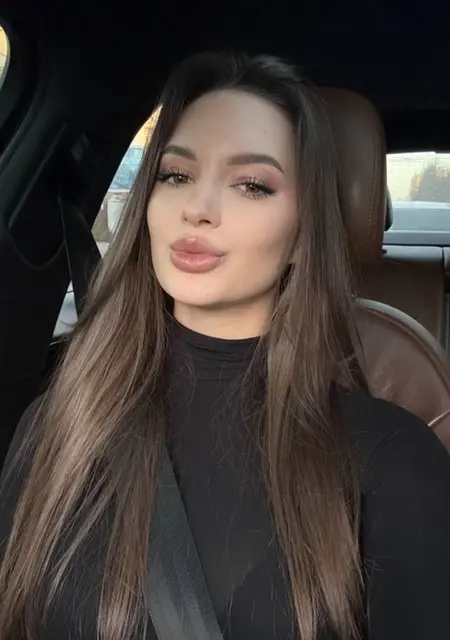 Я Masha, 25, из Ровно, ищу знакомство для приятного времяпровождения