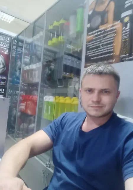 Я Vladislav, 34, из Костаная, ищу знакомства на одну ночь