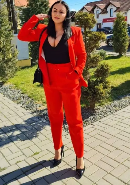 Andreea из Бухареста, мне 26, познакомлюсь