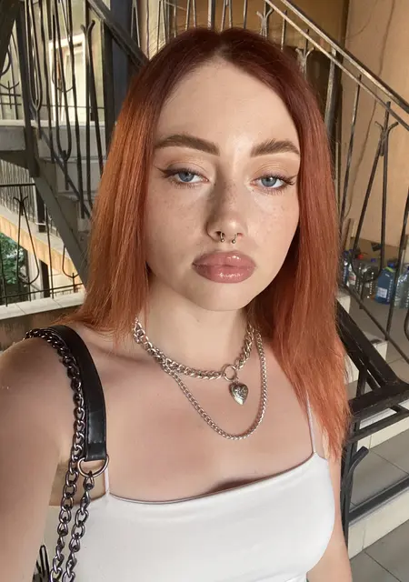 Я Аня, 24 років, знайомлюсь на одну ніч у Київ