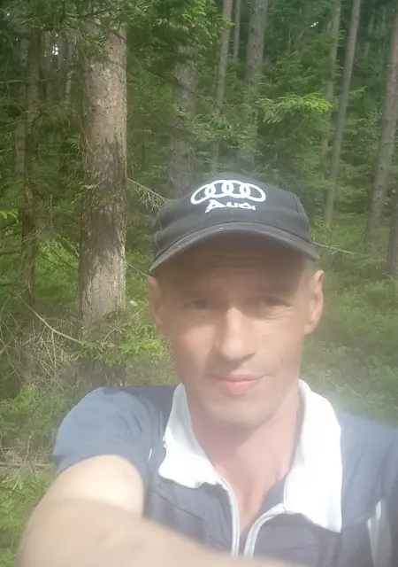 Владимир из Гомеля, мне 46, познакомлюсь для открытые отношения