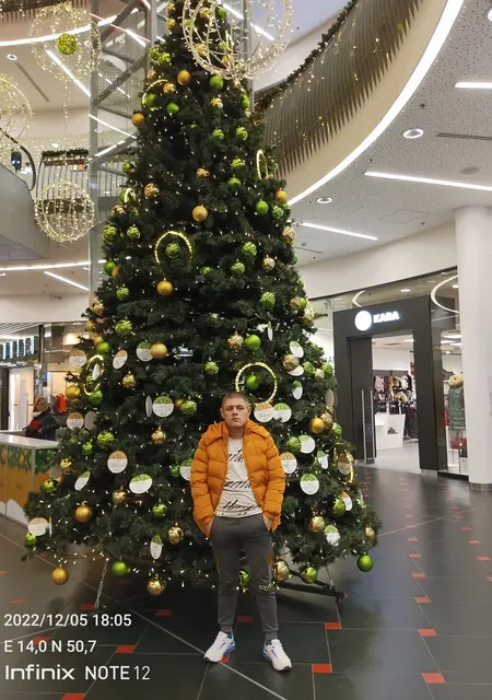 Bohdan из Литомержицы, мне 25, познакомлюсь на одну ночь