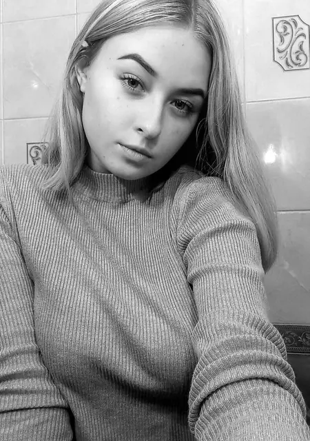 Katrina из Долинской, мне 23, познакомлюсь для приятного времяпровождения