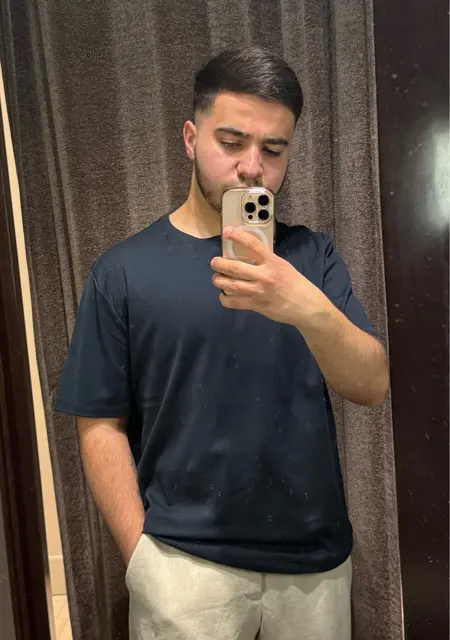 Я Ravil, 20, из Тбилиси, ищу знакомство для постоянных отношений