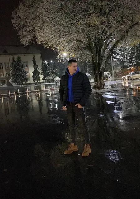 Валєра из Виноградова, ищу на сайте знакомства без обязательств