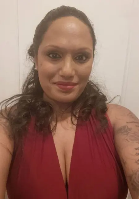 Sanna из Стокгольма, мне 35, познакомлюсь