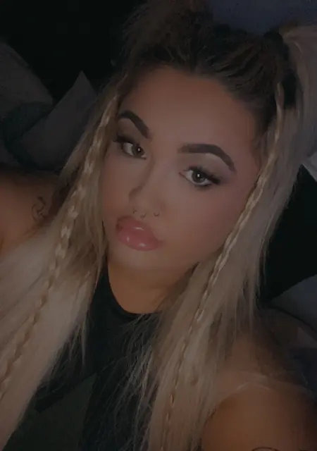 I'm Kyrah, 24, looking to meet for virtual conversation in Bristol