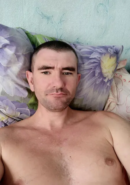 Я Павел, 43, из Измаила, ищу знакомства без обязательств