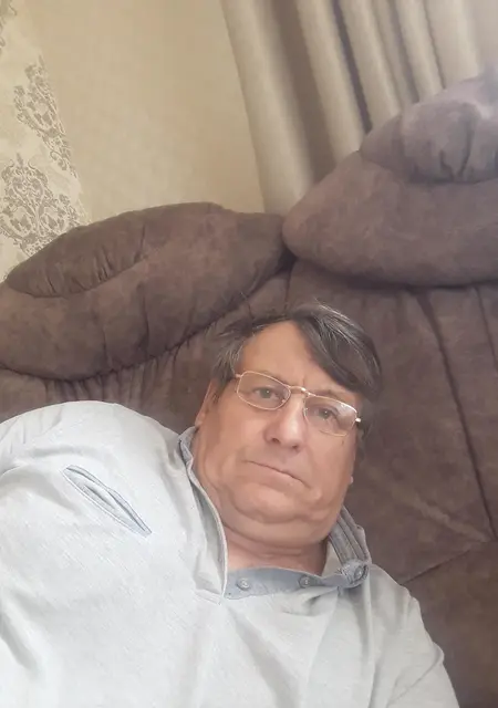 Василий из Донецка, ищу на сайте приятное времяпровождение