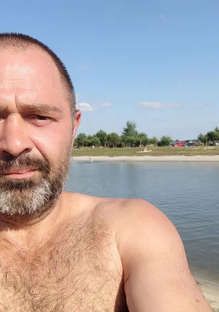 Віталій из Мостиски, ищу на сайте знакомства на одну ночь