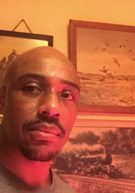 Blackcurious из Лондона, мне 42, познакомлюсь