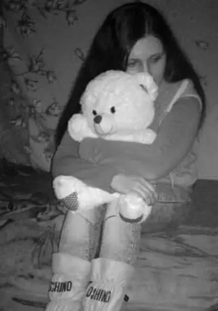 Я Anna, 25, из Бердянска, ищу знакомства на одну ночь