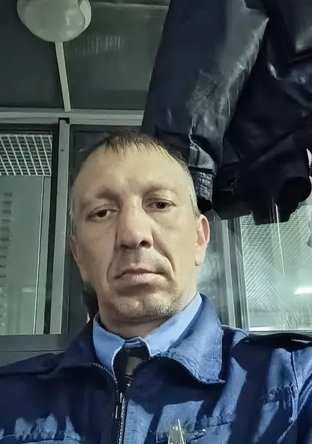 Я Саша, 50, из Новопскова, ищу знакомства без обязательств