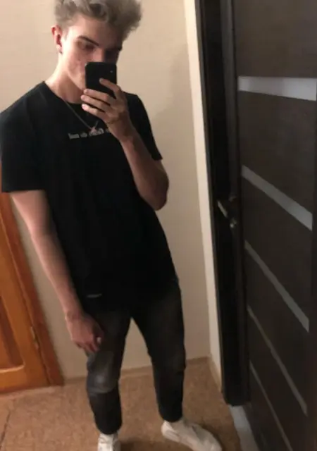 Я Кирилл, 28, знакомлюсь на одну ночь в Витебске