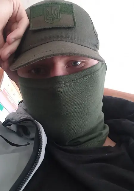 Виталий из Умани, ищу на сайте знакомства на одну ночь