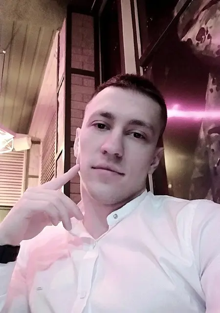 Я Антон, 30, знакомлюсь для приятного времяпровождения в Донецке