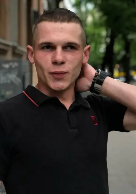 Ігор из Харькова, ищу на сайте знакомства на одну ночь