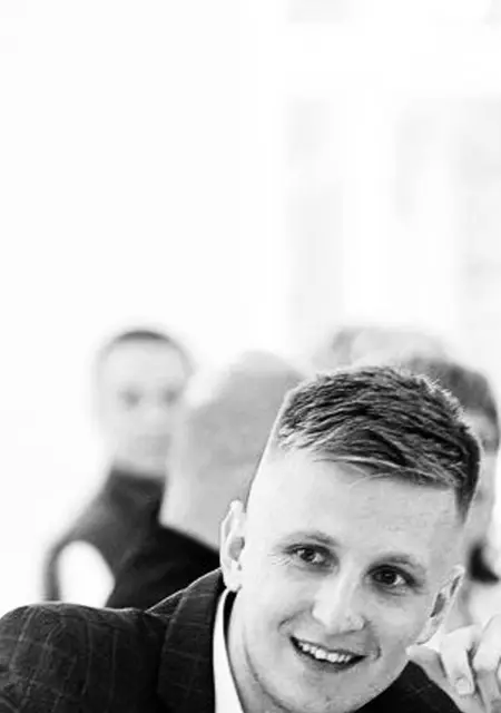 Віктор з Львова, шукаю на сайті приємне проведення часу