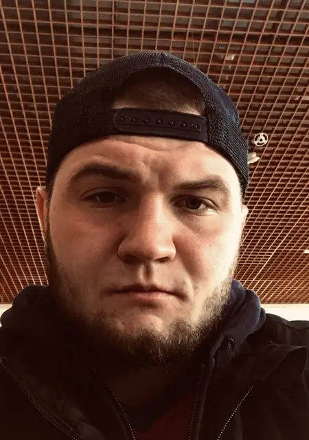 Maksim from Portsmouth, 26 years old, ready to meet for no strings attached