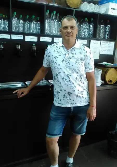 Я Николай, 51, знакомлюсь без обязательств в Харькове