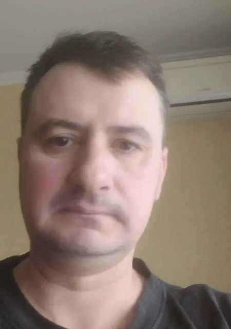 Макс из Кременчуга, мне 42, познакомлюсь на одну ночь