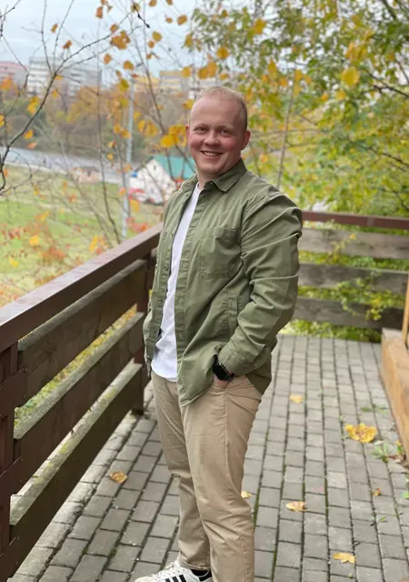 Я Nikita, 27, из Минска, ищу знакомство для приятного времяпровождения