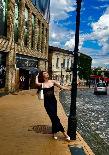 Я Софія, 21 років з Київ, шукаю знайомство для приємне проведення часу