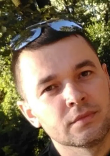 Я Денис, 43, из Енакиева, ищу знакомство для постоянных отношений