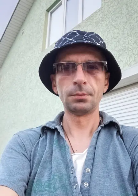 Alex из Хмельницкого, ищу на сайте знакомства на одну ночь