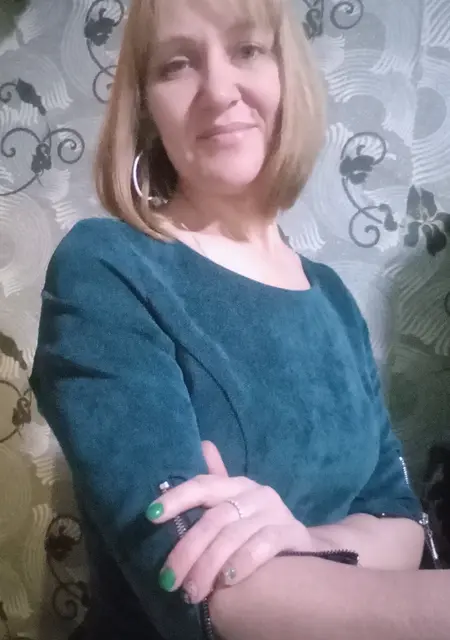 Аля из Луганска, мне 45, познакомлюсь для открытые отношения
