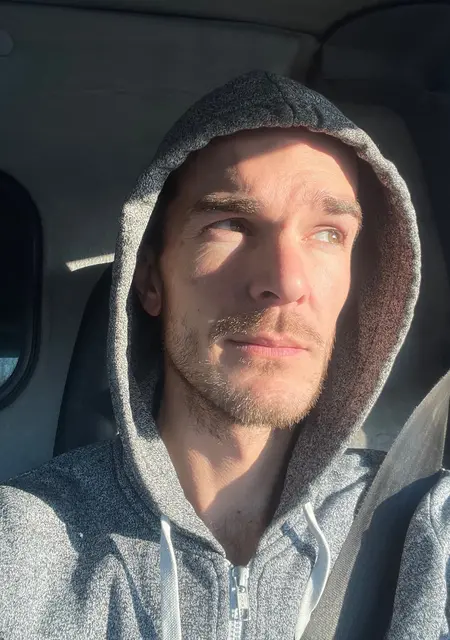 Нік из Кременчуга, мне 35, познакомлюсь для общения