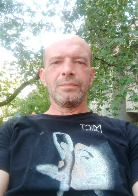 Сергей з Києва, шукаю на сайті знайомства без зобов'язань