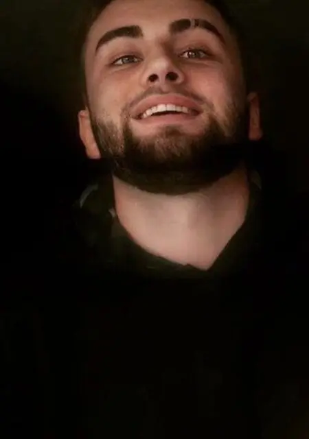 Артем из Могилёва, мне 29, познакомлюсь на одну ночь