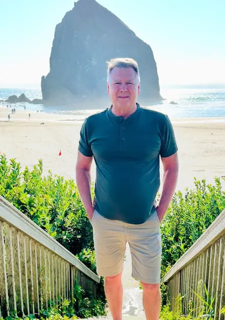 Robin из Бухареста, ищу на сайте постоянные отношения