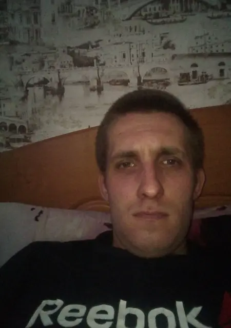 Maksim из Горок, мне 25, познакомлюсь на одну ночь