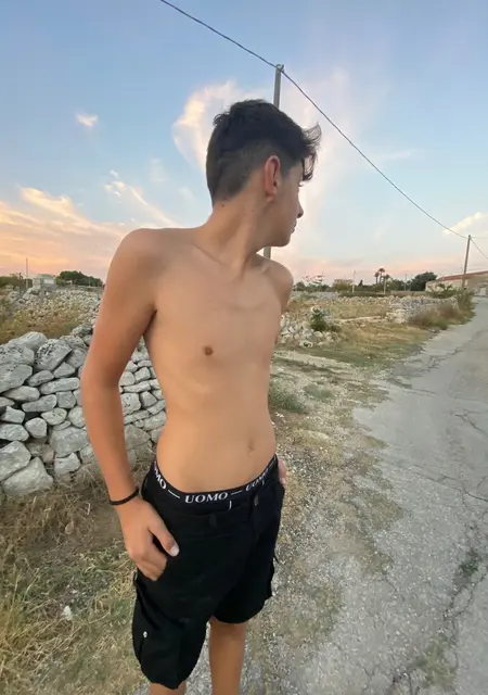 Davide из Катания, ищу на сайте знакомства без обязательств